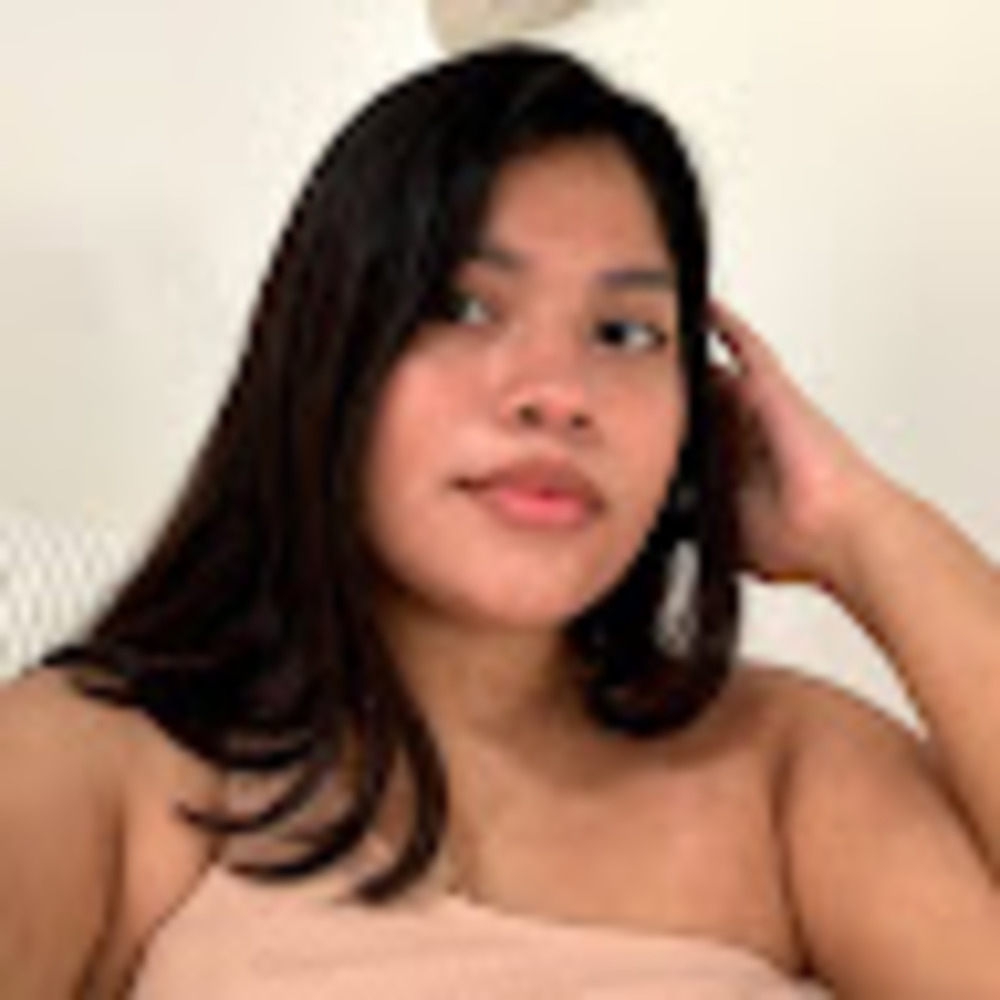Meet your Posher, Daniela